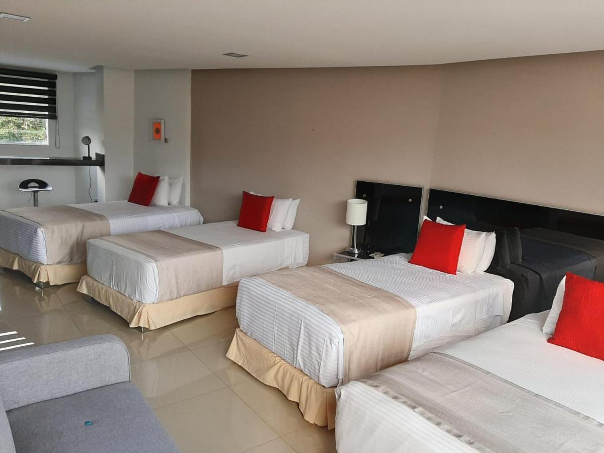 Hotel Blue 66 กาลี ภายนอก รูปภาพ