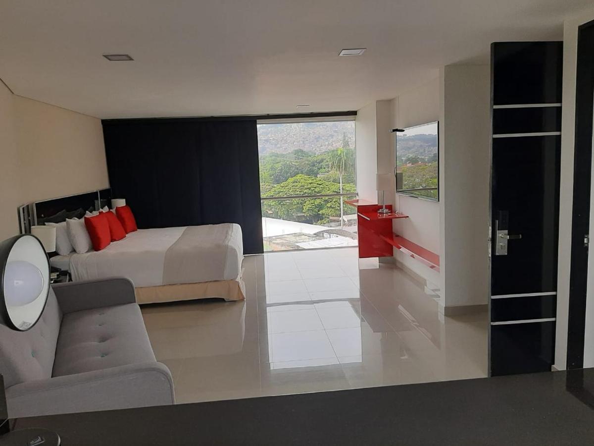 Hotel Blue 66 กาลี ภายนอก รูปภาพ