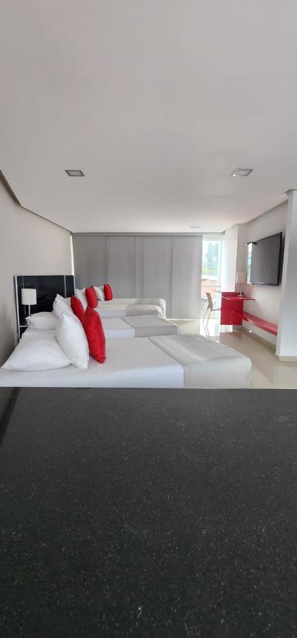 Hotel Blue 66 กาลี ภายนอก รูปภาพ
