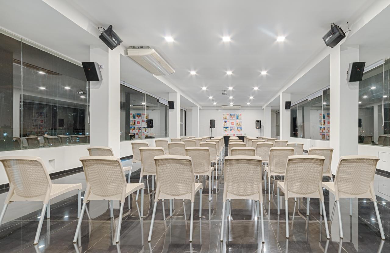 Hotel Blue 66 กาลี ภายนอก รูปภาพ